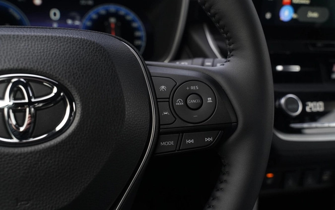 Toyota Corolla Cross cena 160221 przebieg: 1, rok produkcji 2024 z Ciechanowiec małe 277